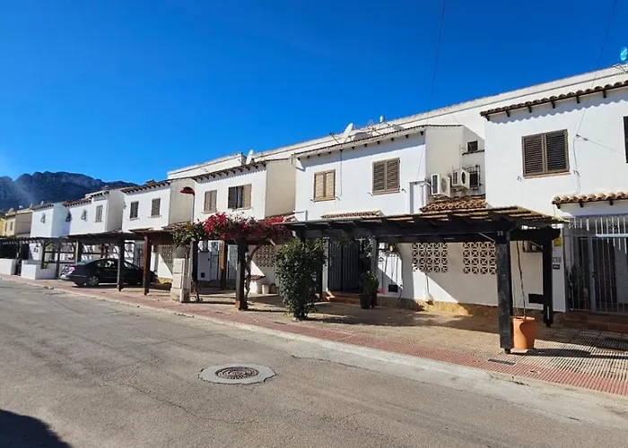 Casa Bannys * Els Poblets